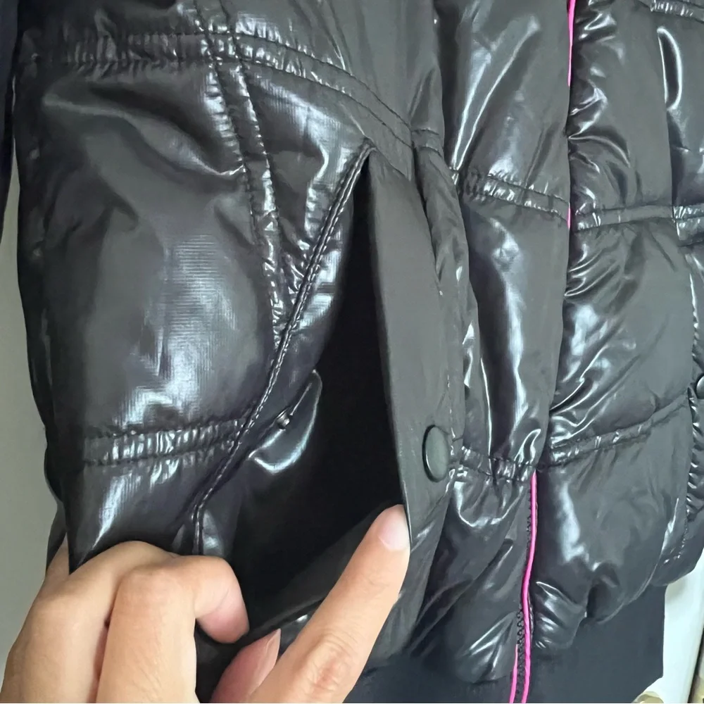 Reebok Black Jacket with Purple Highlights Reversible - Picture 4 of 12